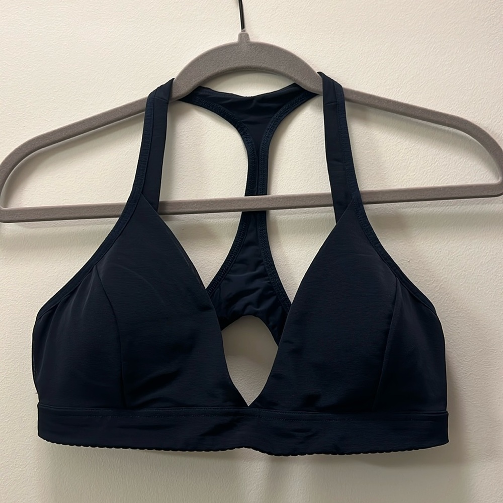 Lululemon halter sports bra